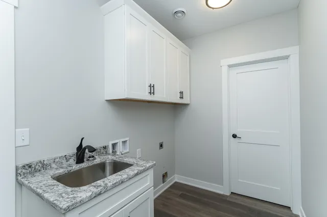 $445,000 | 885 Picadilly Lane Northwest, Rochester, MN 55901