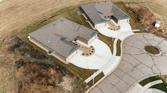 $445,000 | 885 Picadilly Lane Northwest, Rochester, MN 55901