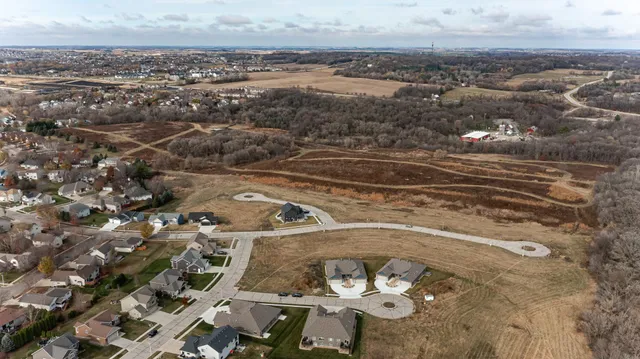 $445,000 | 885 Picadilly Lane Northwest, Rochester, MN 55901