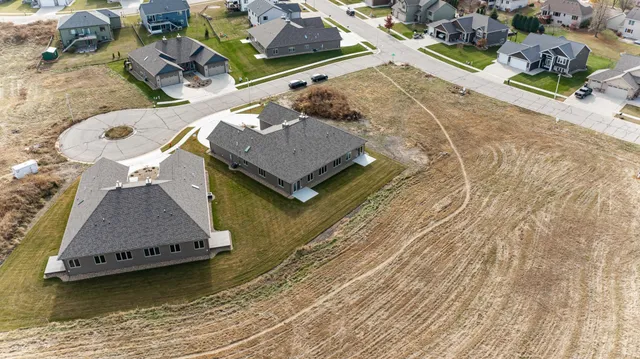 $445,000 | 885 Picadilly Lane Northwest, Rochester, MN 55901