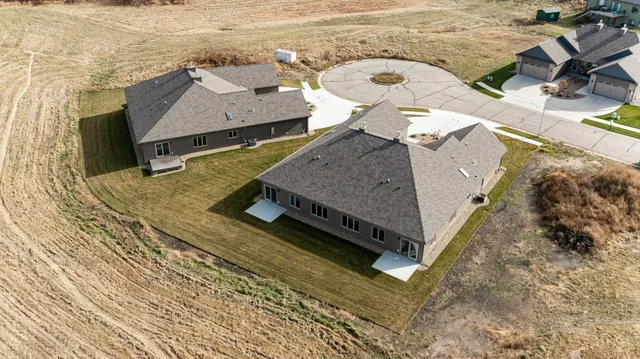 $445,000 | 885 Picadilly Lane Northwest, Rochester, MN 55901