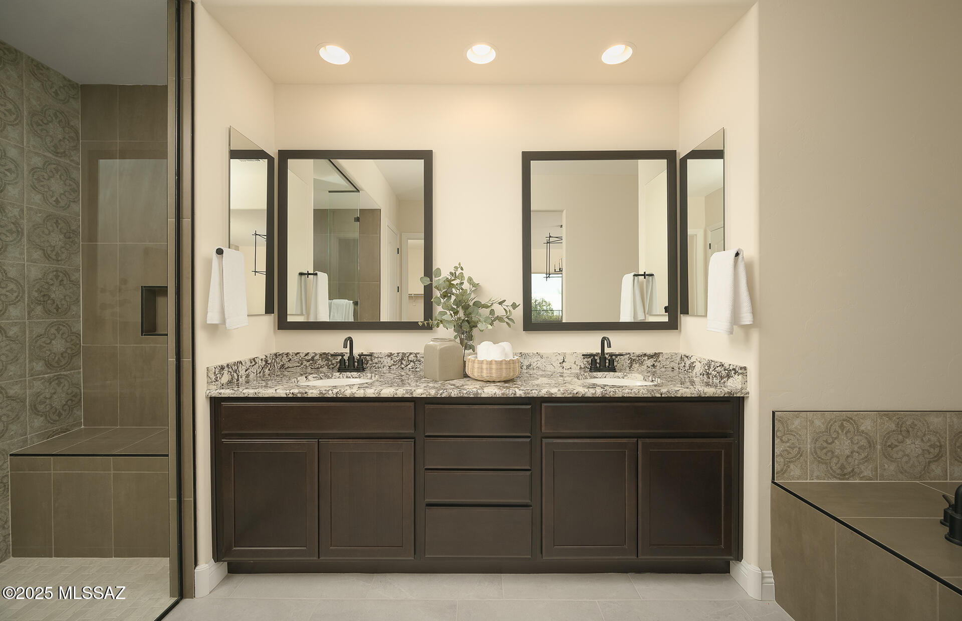 2780 West Plateau Rdg Drive Tucson, AZ 85742 - Photo 15 of 18