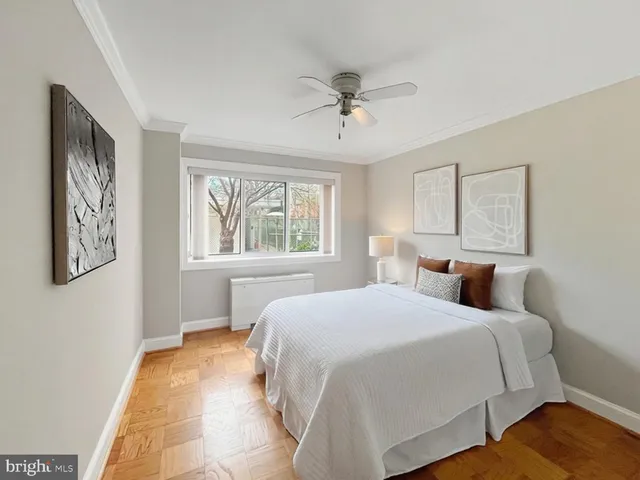 $365,000 | 200 North Maple Avenue, Unit 212, Falls Church, VA 22046