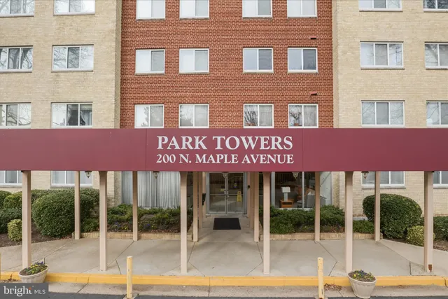 $365,000 | 200 North Maple Avenue, Unit 212, Falls Church, VA 22046