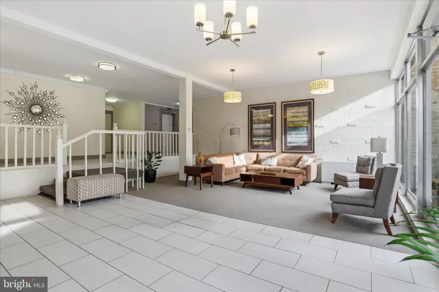 $365,000 | 200 North Maple Avenue, Unit 212, Falls Church, VA 22046