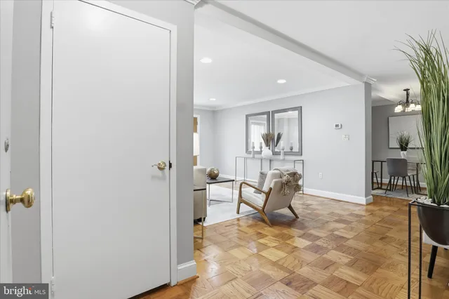 $365,000 | 200 North Maple Avenue, Unit 212, Falls Church, VA 22046