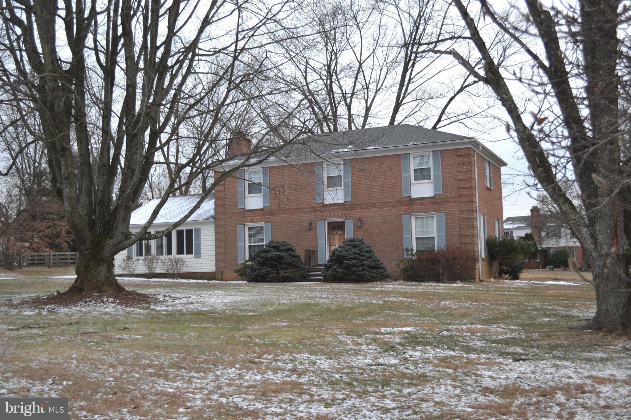 16024 Riffle Ford Road Gaithersburg, MD 20878 - Photo 1 of 16 Exterior (Front)