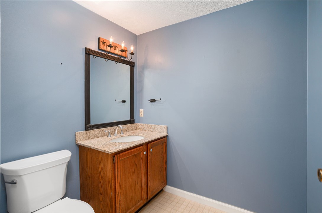 3524 West Shore Road, Unit 405 Warwick, RI 02886 - Photo 15 of 21 Half Bathroom