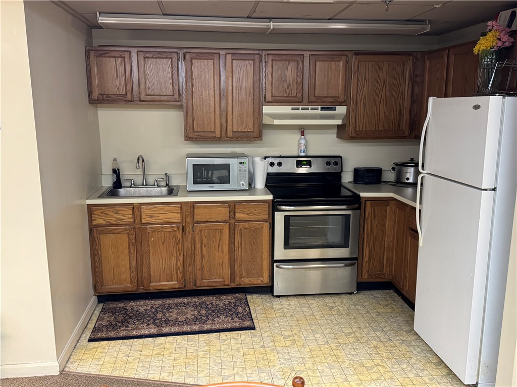 3524 West Shore Road, Unit 405 Warwick, RI 02886 - Photo 18 of 21