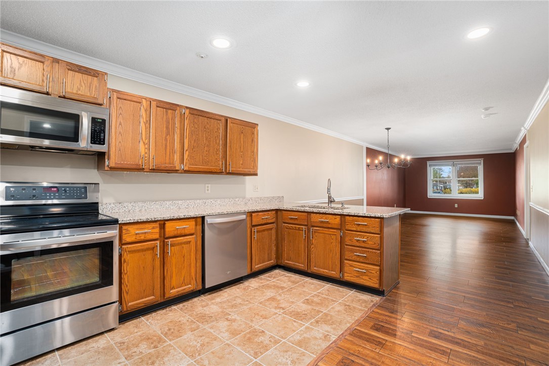 3524 West Shore Road, Unit 405 Warwick, RI 02886 - Photo 3 of 21