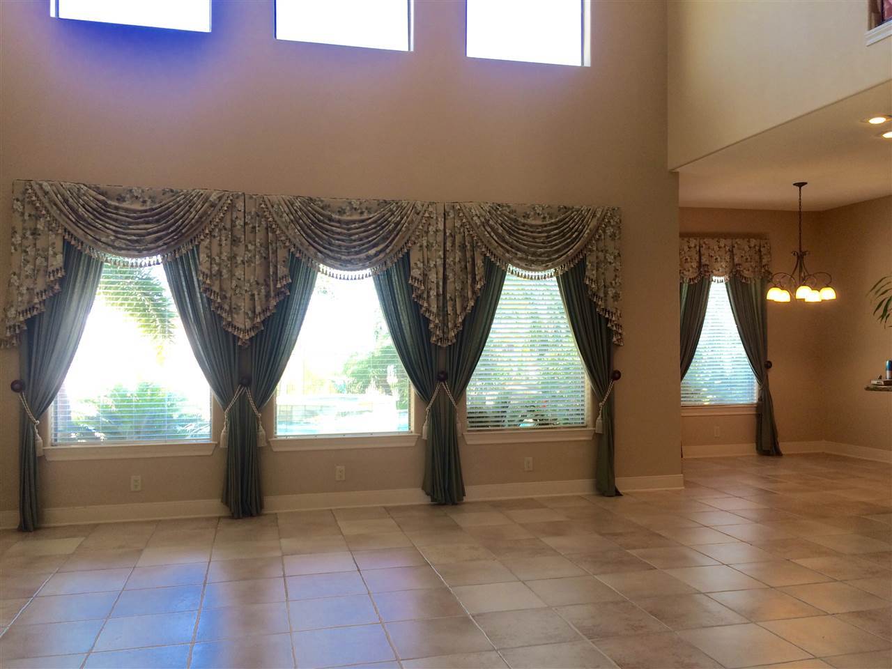 431 Lake Morraine Loop Laredo, TX 78041 - Photo 3 of 20 Gallery Image 3
