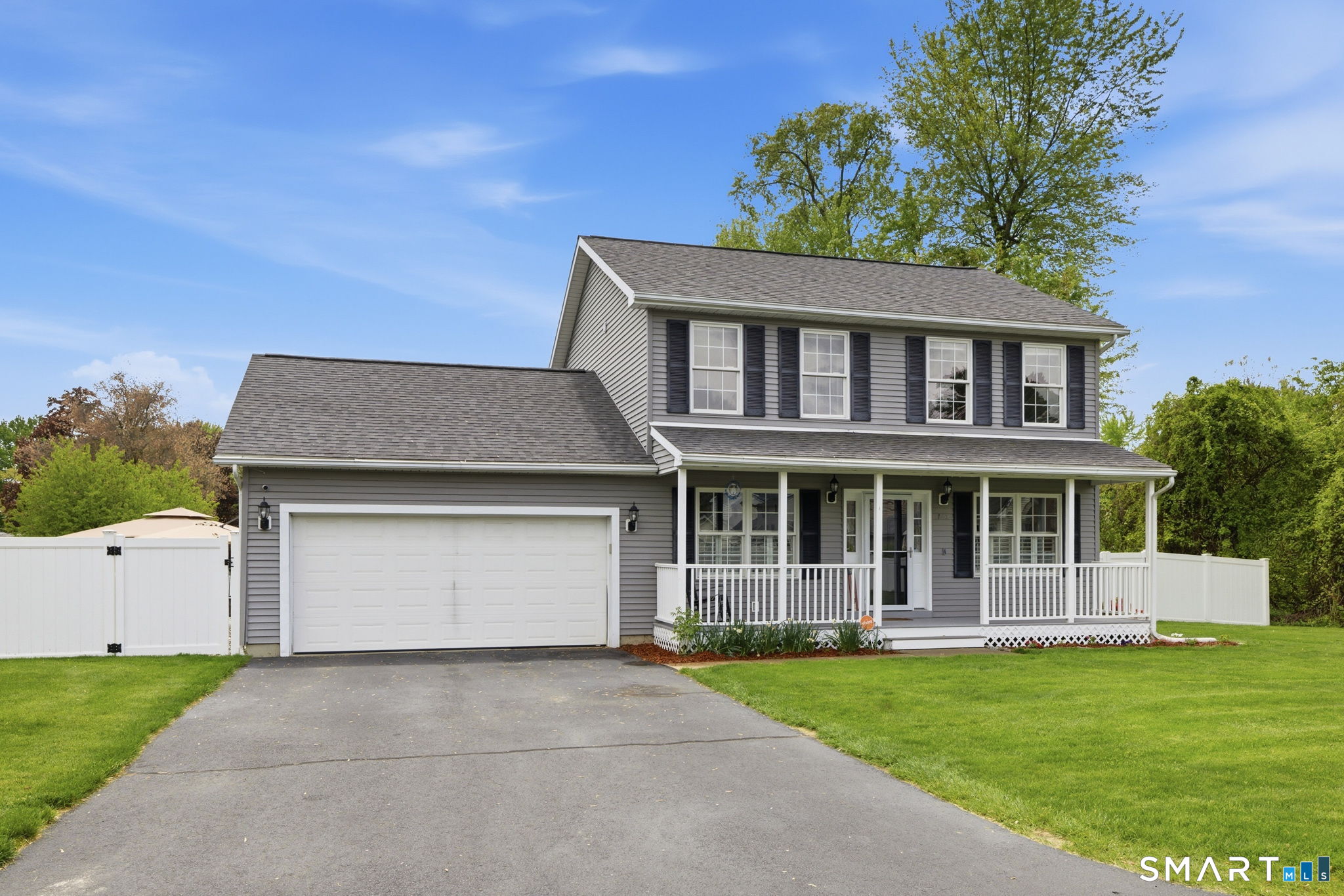 314 South Center Street Windsor Locks, CT 06096 - Photo 2 of 39