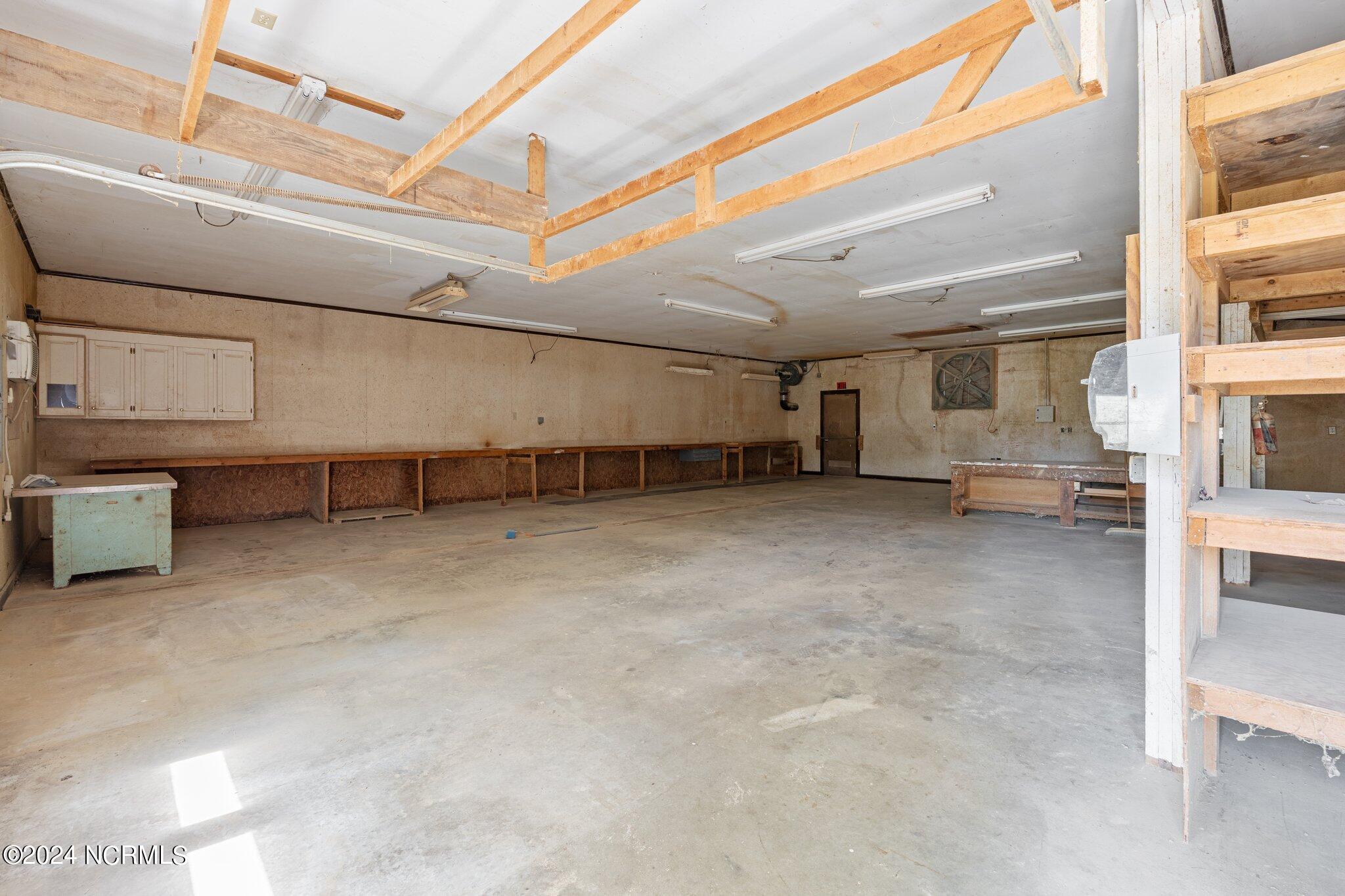 734 Jesse T Bryan Road Kinston, NC 28504 - Photo 44 of 49 36-web-or-mls-470A6330
