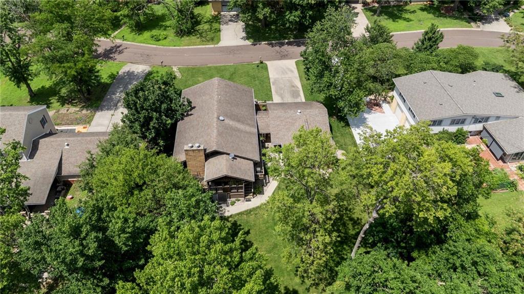 21 West Edwards Street Iola, KS 66749 - Photo 61 of 64