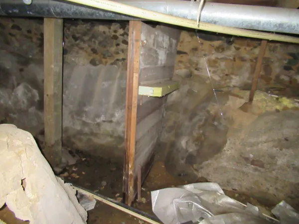 $21,900 | 562 West Van Buren Street, Battle Creek, MI 49037