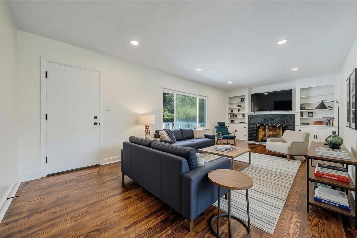 3417 Windsor Road Roanoke, VA 24018 - Photo 18 of 52 VIRTUALLY STAGED