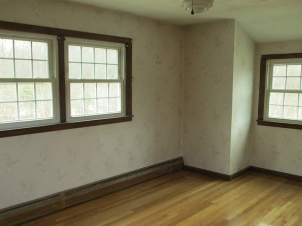 124 East County Road Rutland, MA 01543 - Photo 19 of 22 an empty room with a window