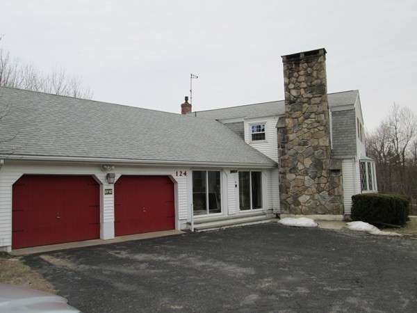 124 East County Road Rutland, MA 01543 - Photo 2 of 22 a front view of a house