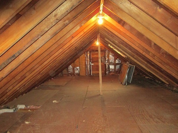 124 East County Road Rutland, MA 01543 - Photo 22 of 22 a view of an empty room