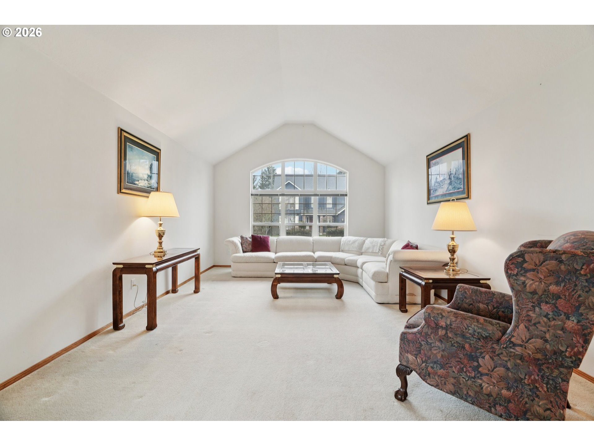 19862 Castleberry Loop Oregon City, OR 97045 - Photo 12 of 33 a living room with furniture and a window