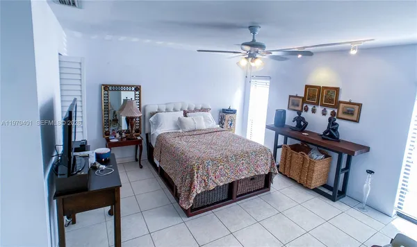 $3,350 | 956 Mockingbird Lane, Unit 500, Plantation, FL 33324