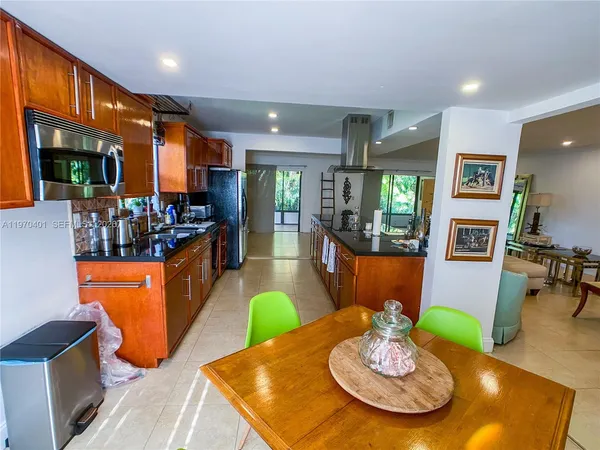 $3,350 | 956 Mockingbird Lane, Unit 500, Plantation, FL 33324