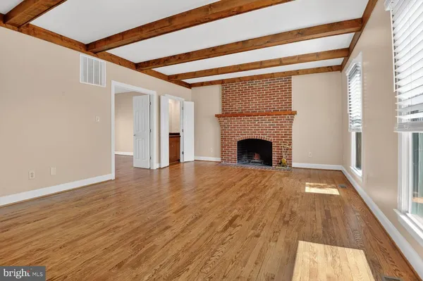 $6,000 | 7204 Quiet Cove, Annandale, VA 22003