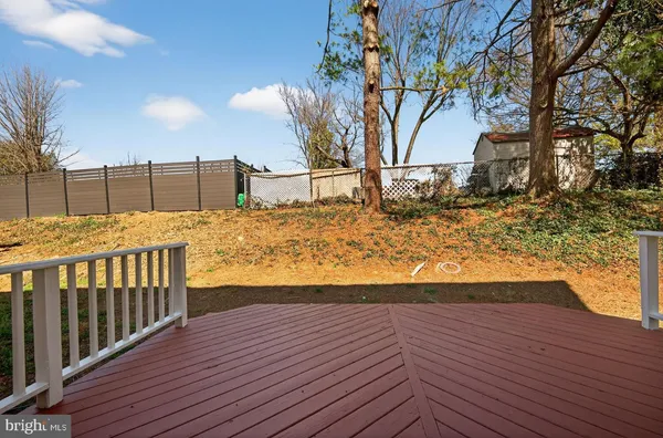 $6,000 | 7204 Quiet Cove, Annandale, VA 22003