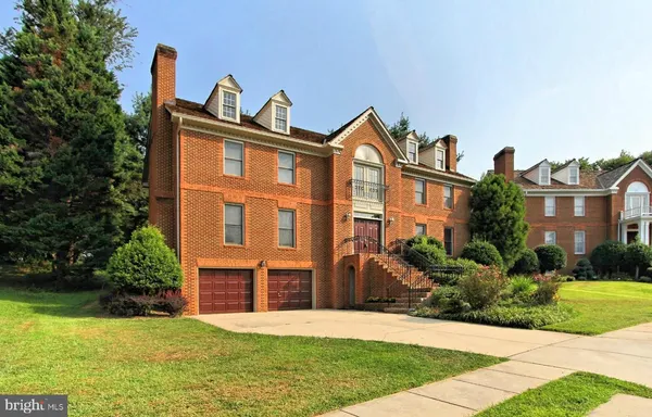 $6,000 | 7204 Quiet Cove, Annandale, VA 22003