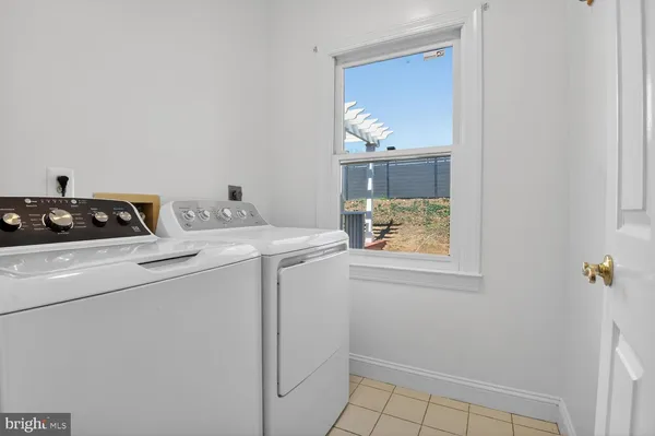 $6,000 | 7204 Quiet Cove, Annandale, VA 22003