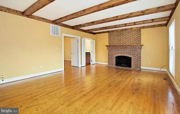 $6,000 | 7204 Quiet Cove, Annandale, VA 22003