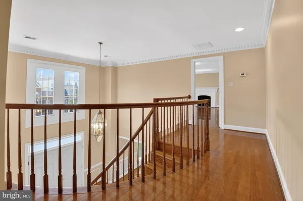 $6,000 | 7204 Quiet Cove, Annandale, VA 22003