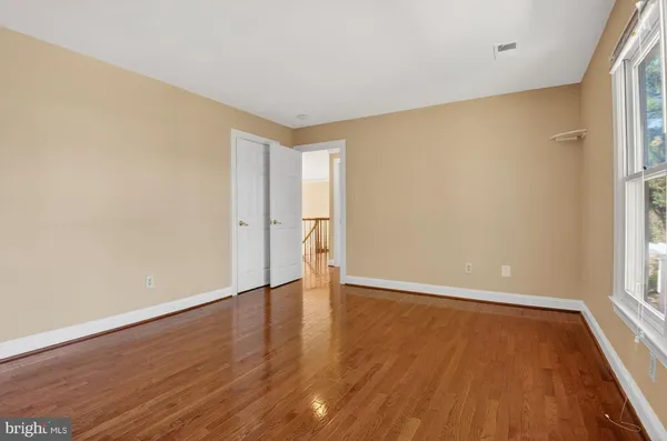 $6,000 | 7204 Quiet Cove, Annandale, VA 22003