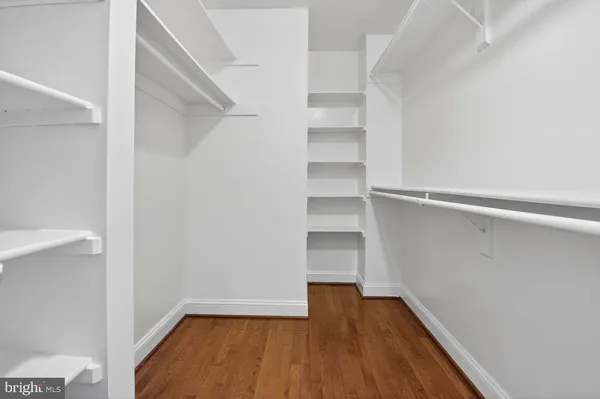 $6,000 | 7204 Quiet Cove, Annandale, VA 22003