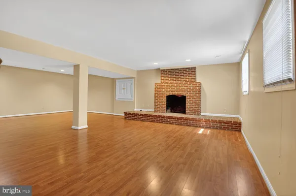 $6,000 | 7204 Quiet Cove, Annandale, VA 22003