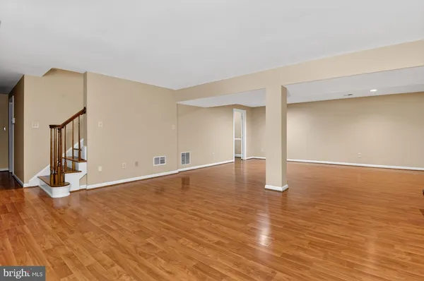 $6,000 | 7204 Quiet Cove, Annandale, VA 22003