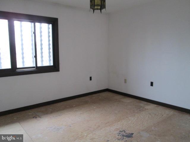 305 Owl Hill Road Lititz, PA 17543 - Photo 11 of 15