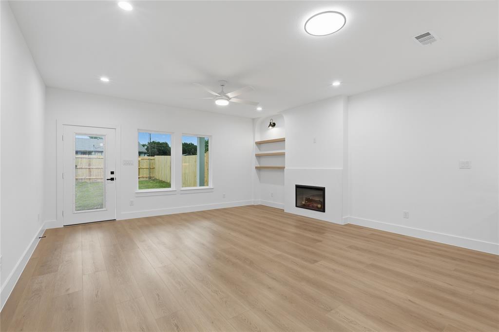 3193 Stag Road Dallas, TX 75241 - Photo 7 of 40