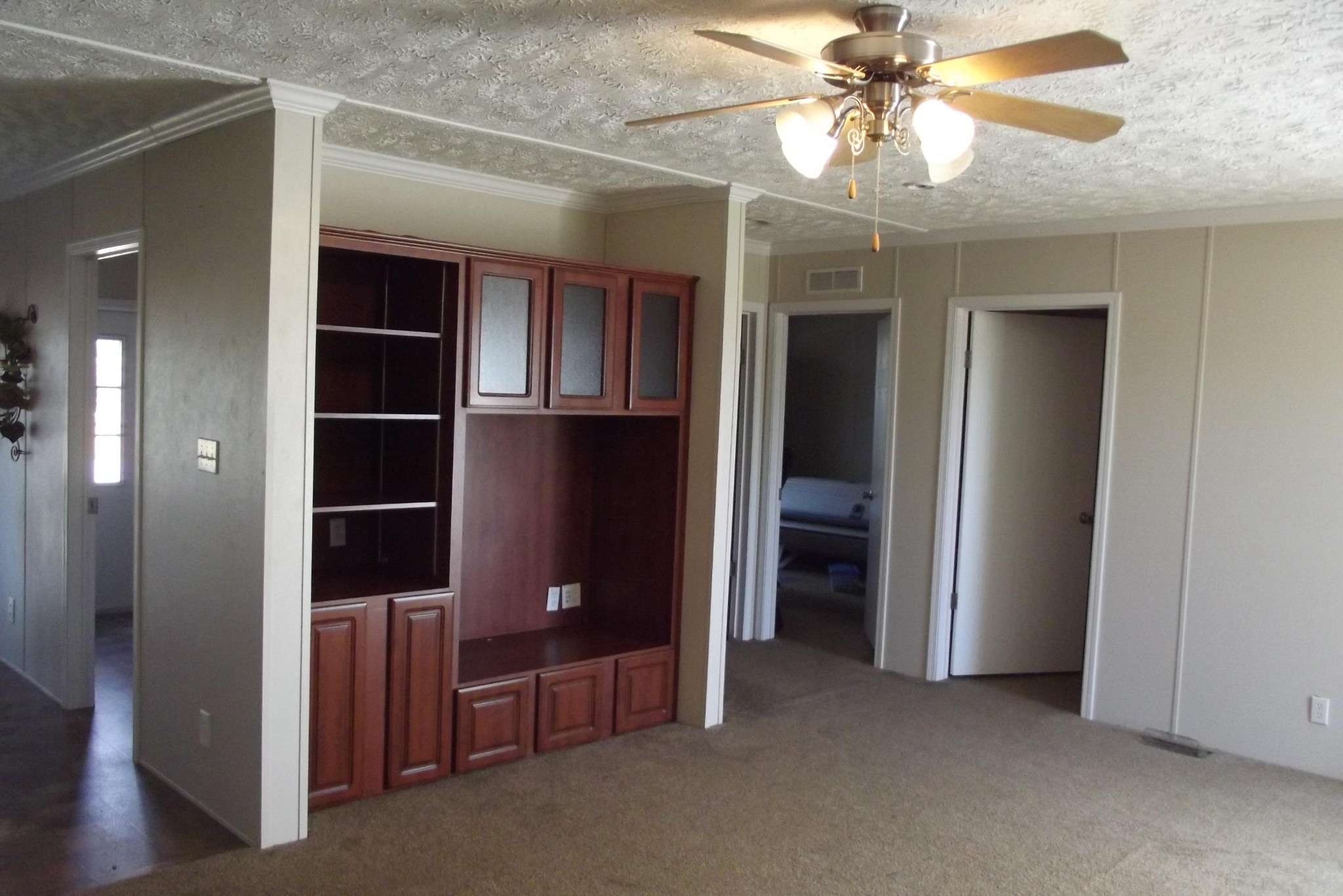 1007 Southgate Road Madisonville, TN 37354 - Photo 3 of 13 Gallery Image 3