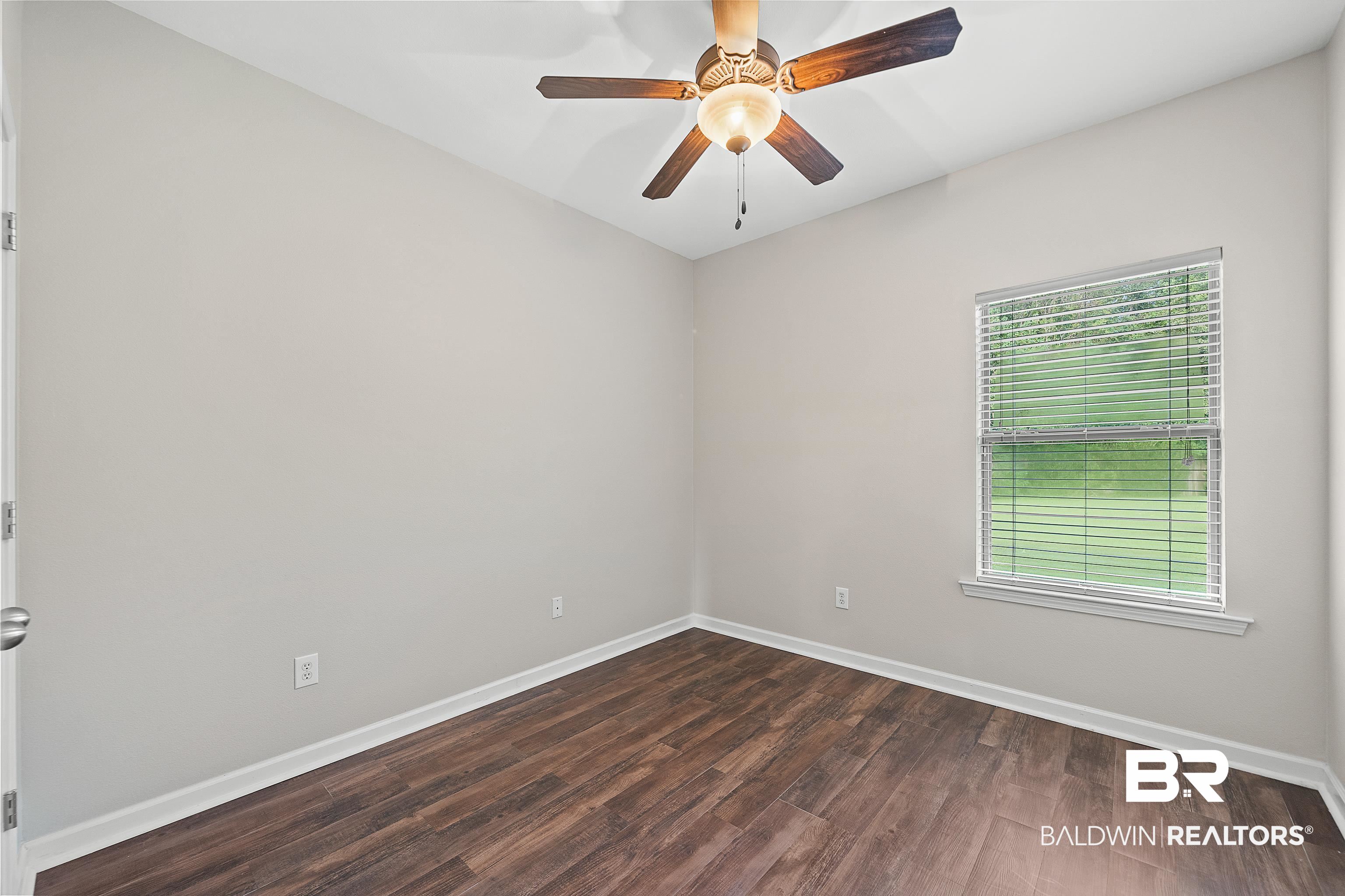 10204 Fionn Loop Daphne, AL 36526 - Photo 17 of 24 Guest Bedroom 3