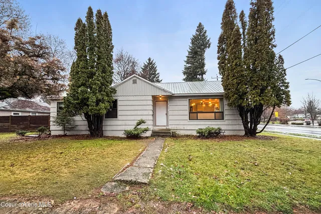 $594,000 | 727 North 6th Street, Sandpoint, ID 83864