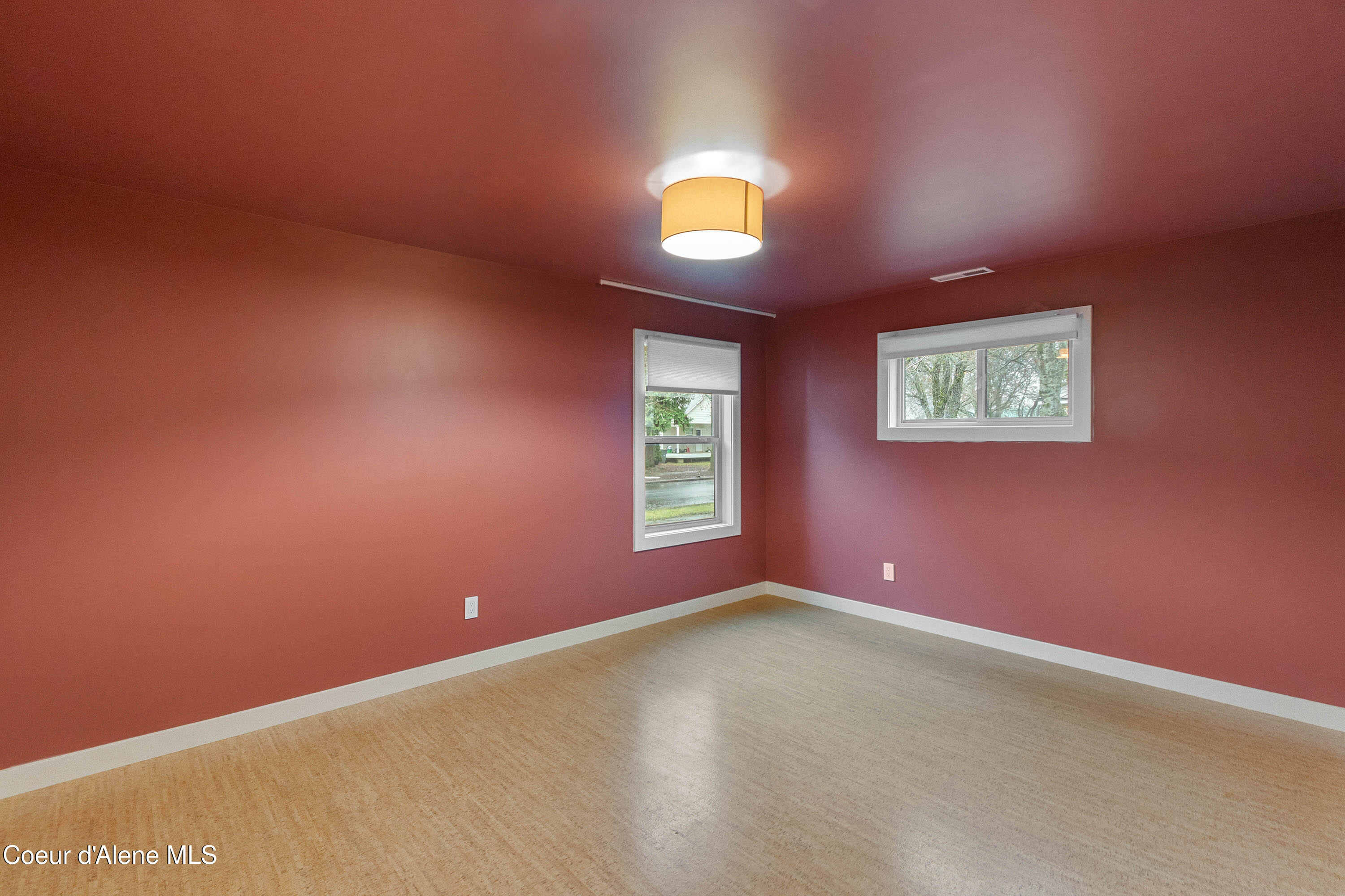 727 North 6th Street Sandpoint, ID 83864 - Photo 19 of 37 IMG_0754