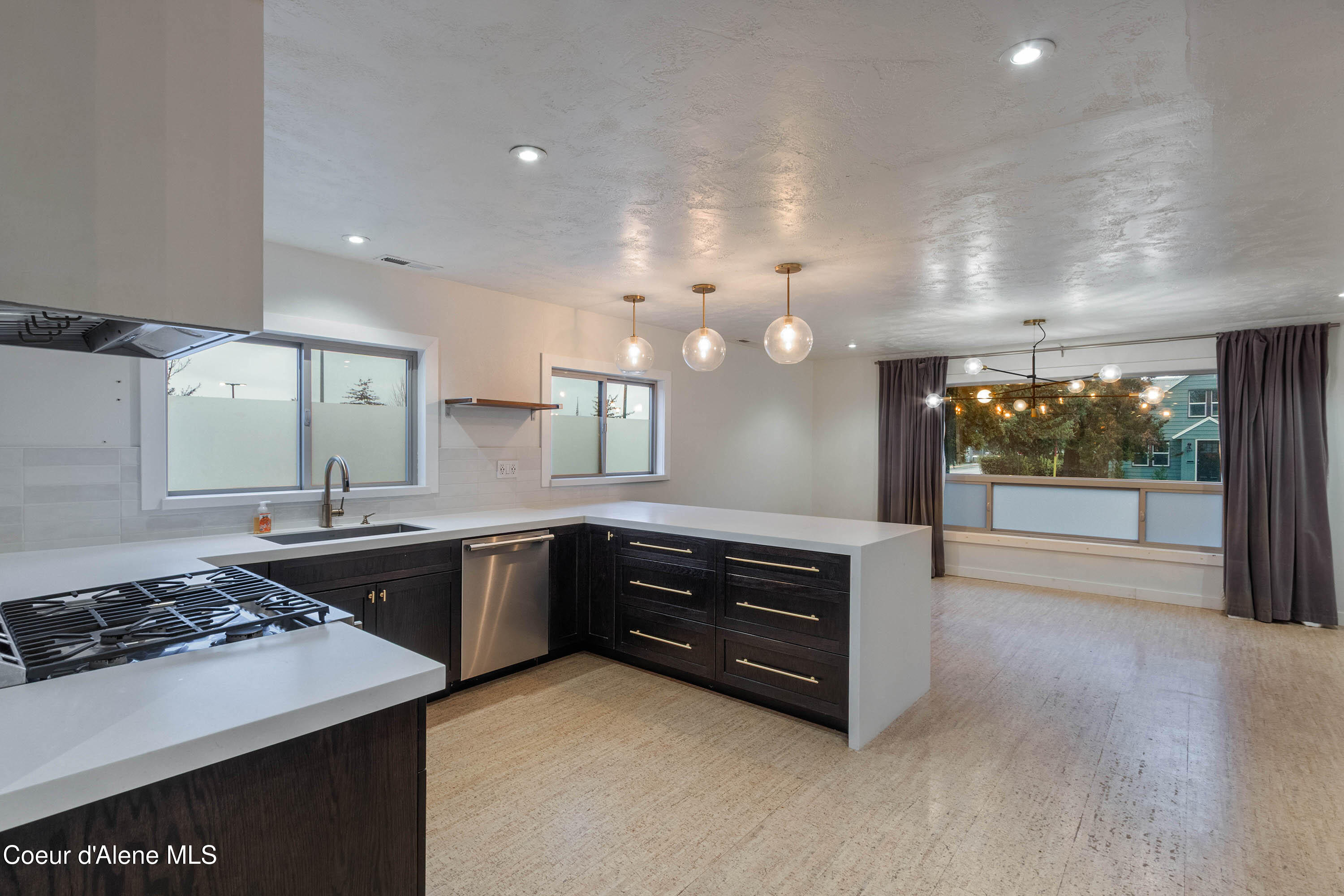 727 North 6th Street Sandpoint, ID 83864 - Photo 6 of 37 IMG_0701