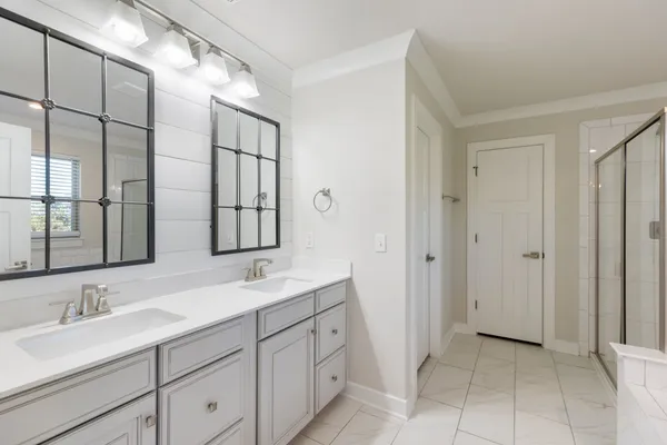 an empty room with a empty space