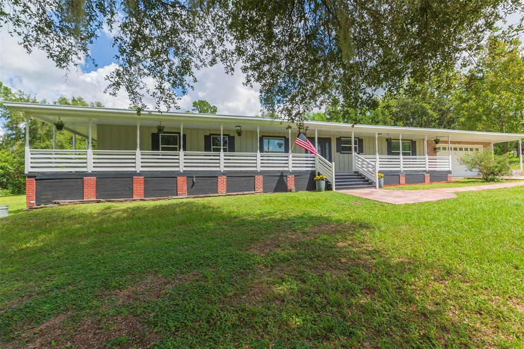 37411 Phelps Road Zephyrhills, FL 33541 - Photo 6 of 65 Gallery Image 6