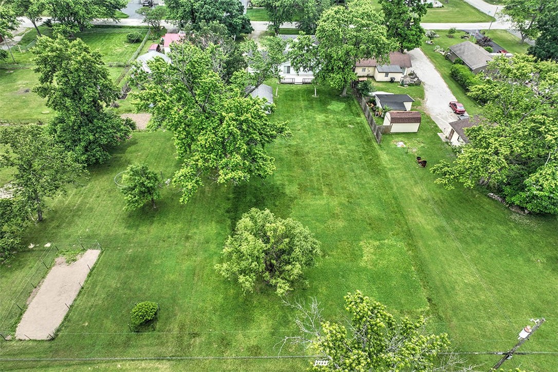 4324 East Cleveland Avenue Decatur, IL 62521 - Photo 3 of 26