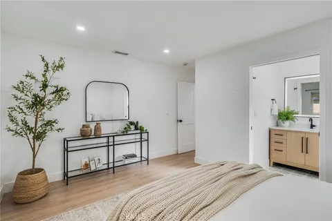 $1,799,000 | 1608 Elm Avenue, Costa Mesa, CA 92626