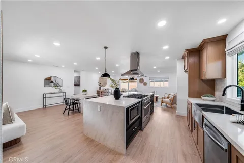 $1,799,000 | 1608 Elm Avenue, Costa Mesa, CA 92626