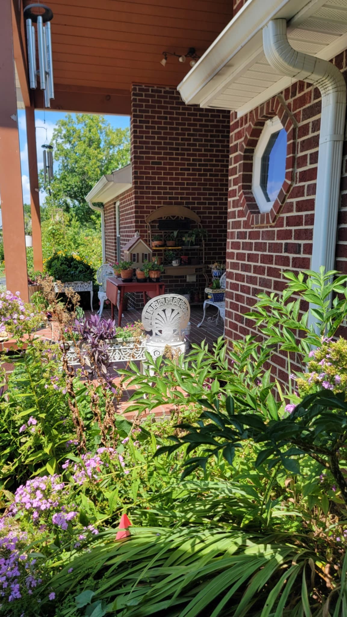 1556 Chestnut Grove Road Morrison, TN 37357 - Photo 33 of 57 a backyard of a house with lots of green space