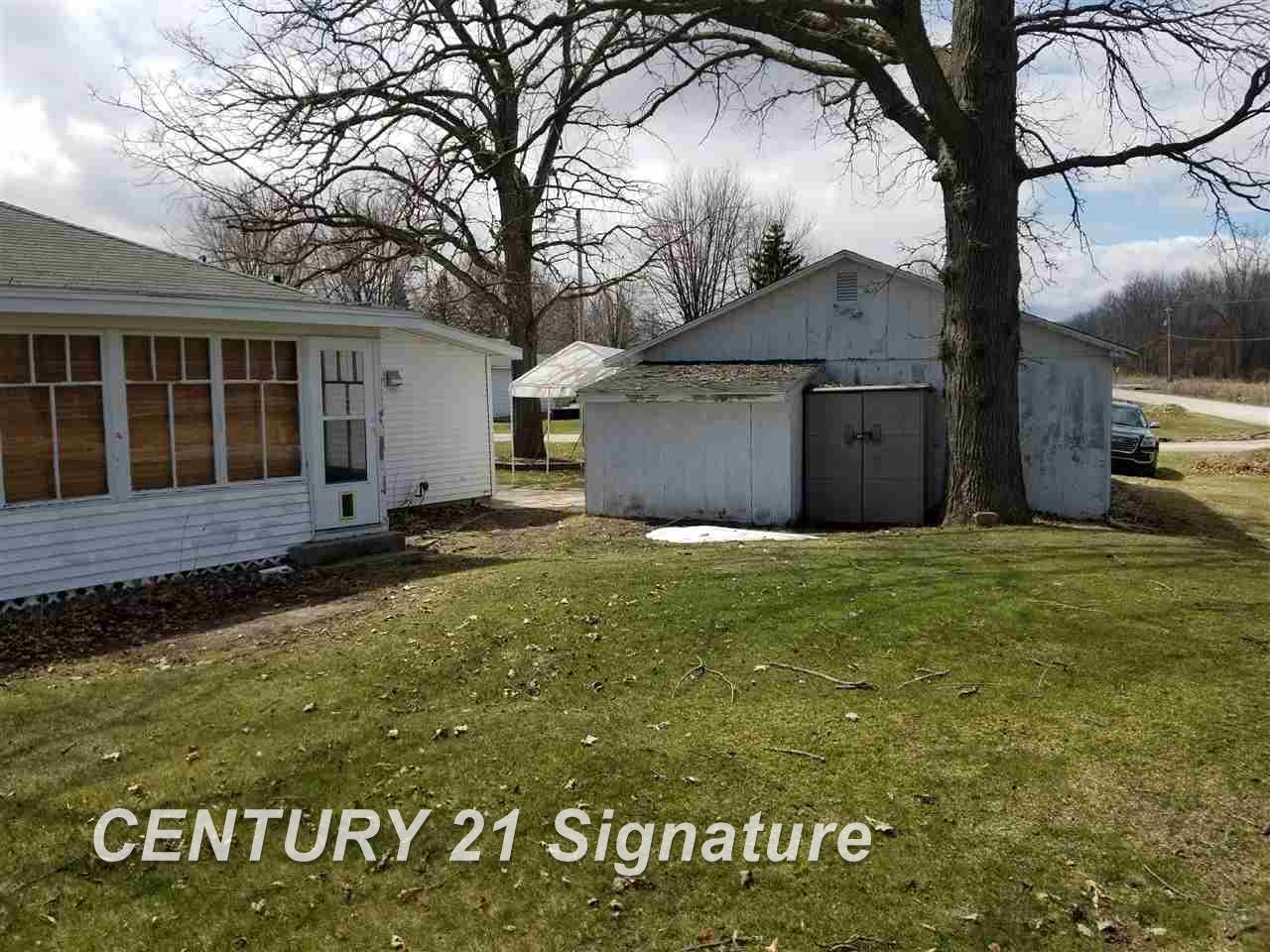 3066 East Newberg Road Pinconning, MI 48650 - Photo 9 of 16